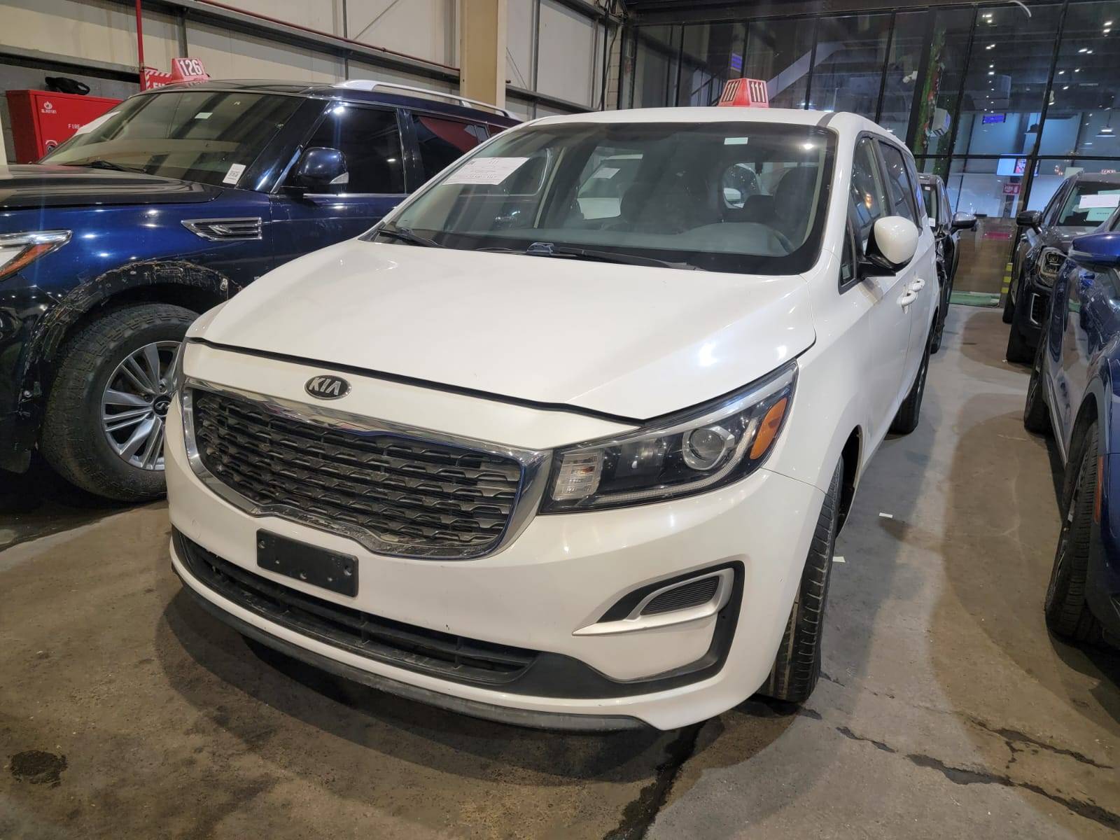 KIA SEDONA 2019 - Marhaba Auction Used Cars - Image 4