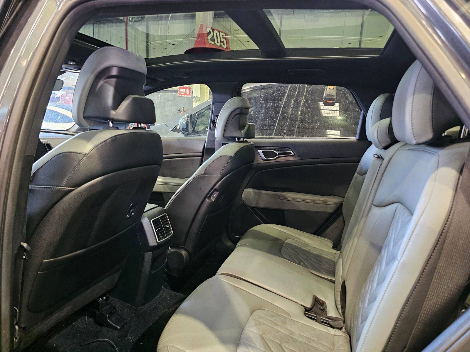 KIA SPORTAGE 2023 - Marhaba Auction Used Cars - Image 7