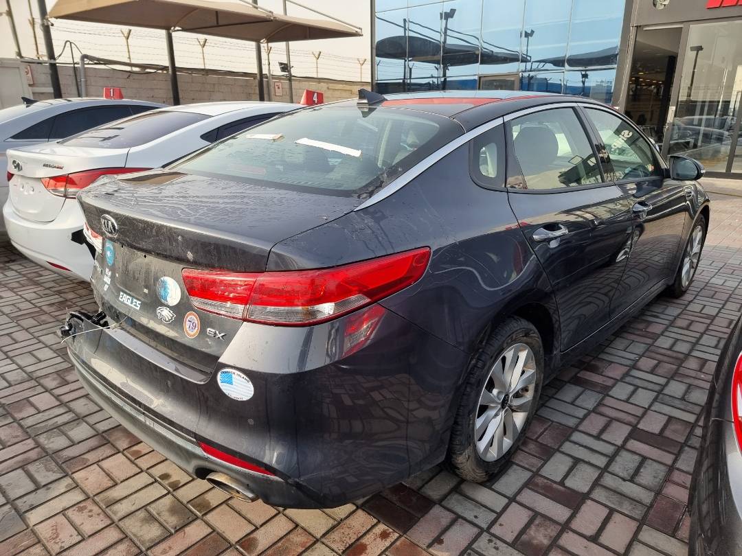 2018 KIA OPTIMA — 159457 Miles — Lot 125478 — Main - Marhaba Auctions Used Cars - Image 4