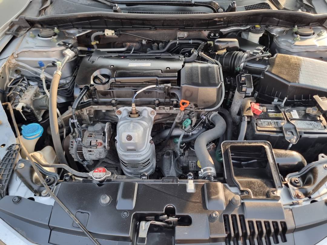 2016 HONDA ACCORD — 90613 Miles — Lot 1254879 — Main - Marhaba Auctions Used Cars - Image 9