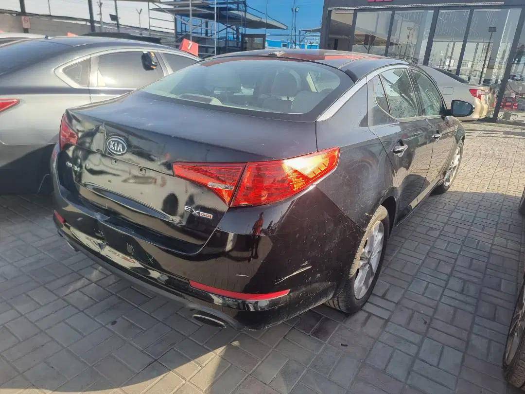 2011 KIA OPTIMA — 194426 Miles — Lot 5053717 — Ind. 12 - Marhaba Auctions Used Cars - Image 4