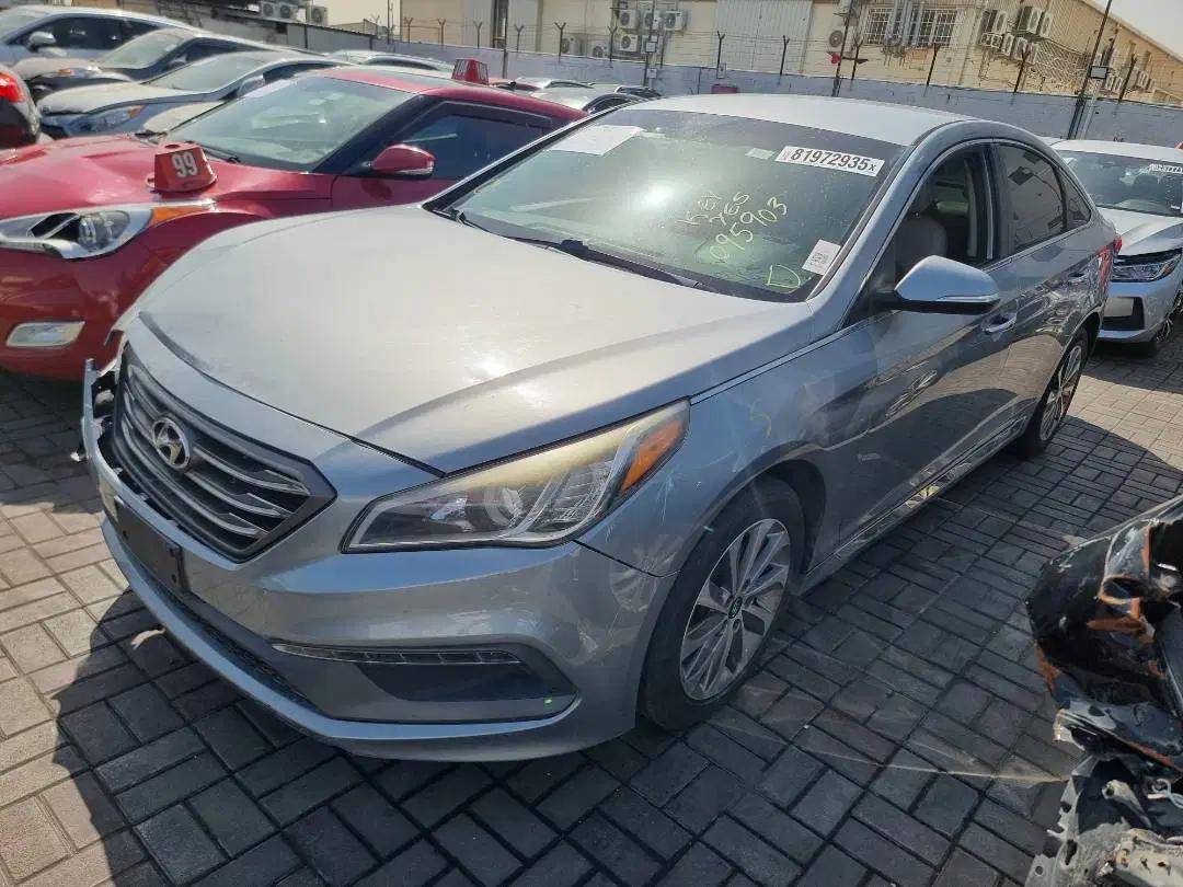 HYUNDAI SONATA SPORT