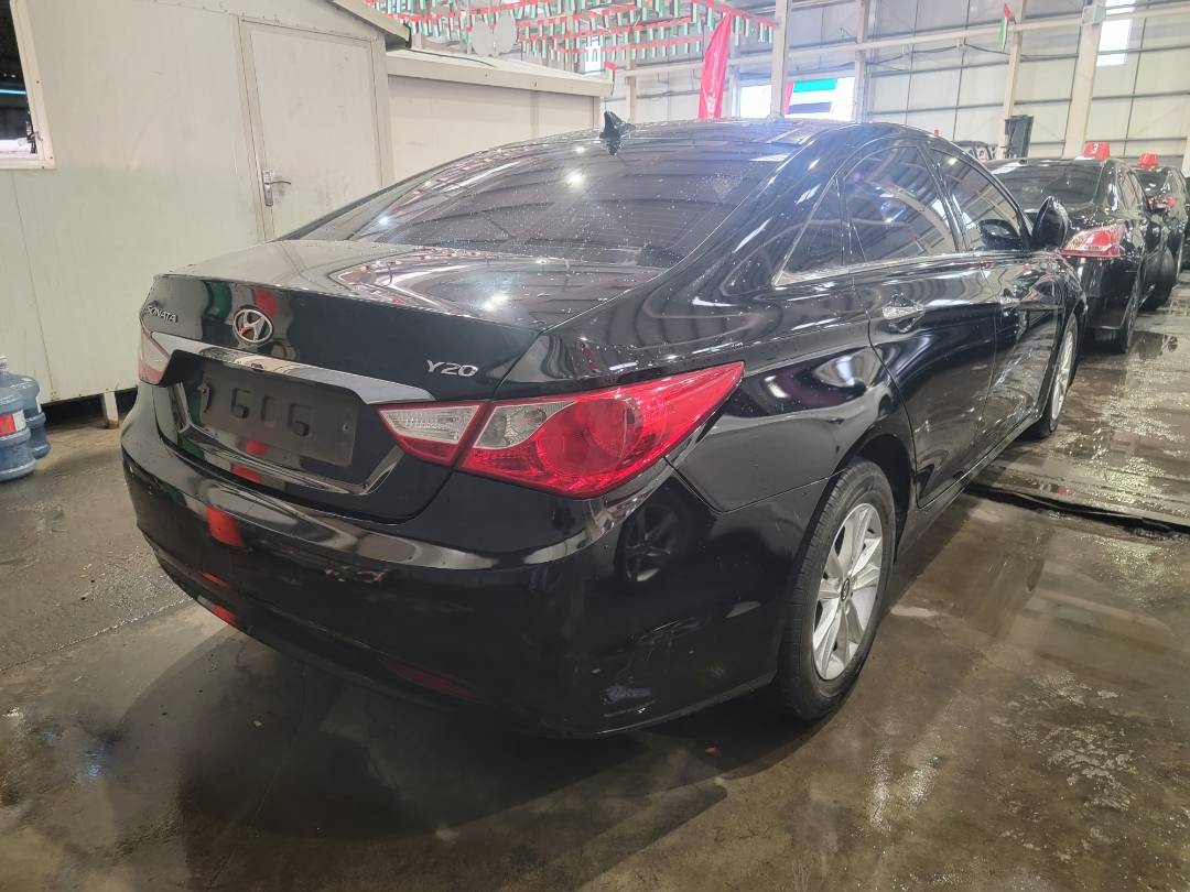 2010 HYUNDAI SONATA — 134872 KM — Lot 078664 — Main - Marhaba Auctions Used Cars - Image 5