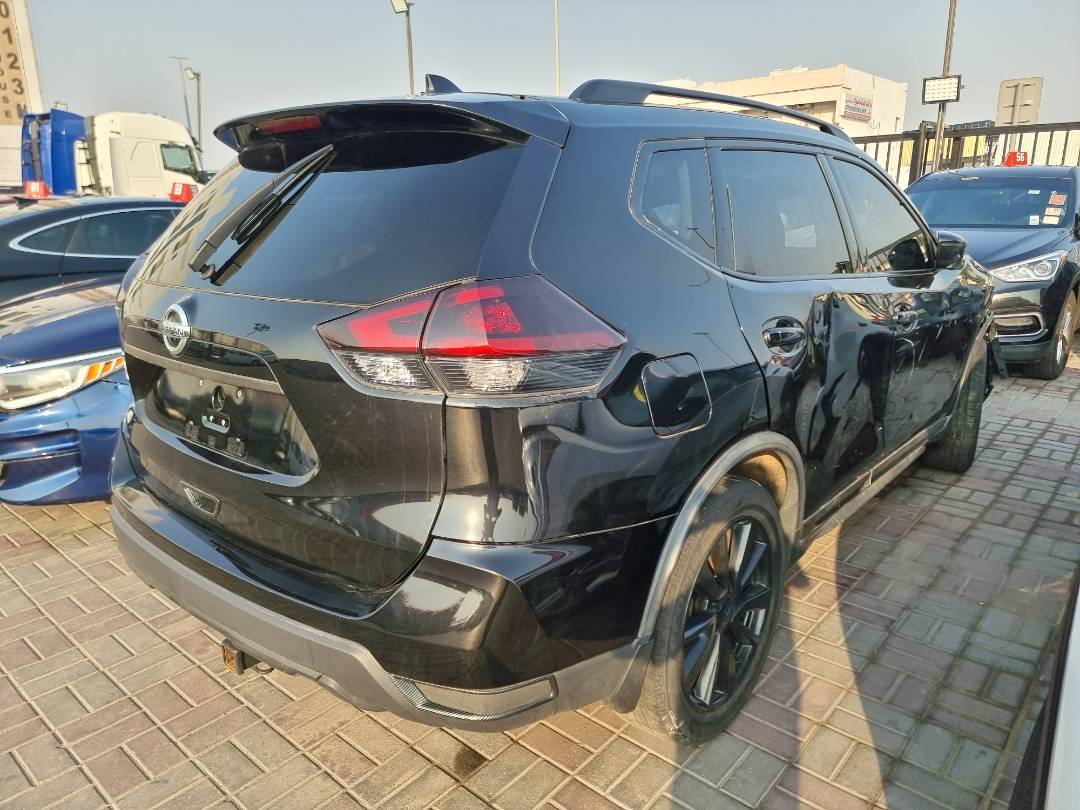 2018 NISSAN ROGUE — 67632 Miles — Lot 125487 — Souq - Marhaba Auctions Used Cars - Image 4