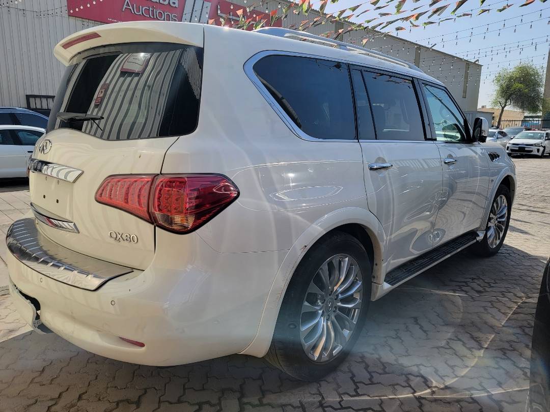 2017 INFINITI QX80 — 123641 Miles — Lot 79779444 — Main - Marhaba Auctions Used Cars - Image 5