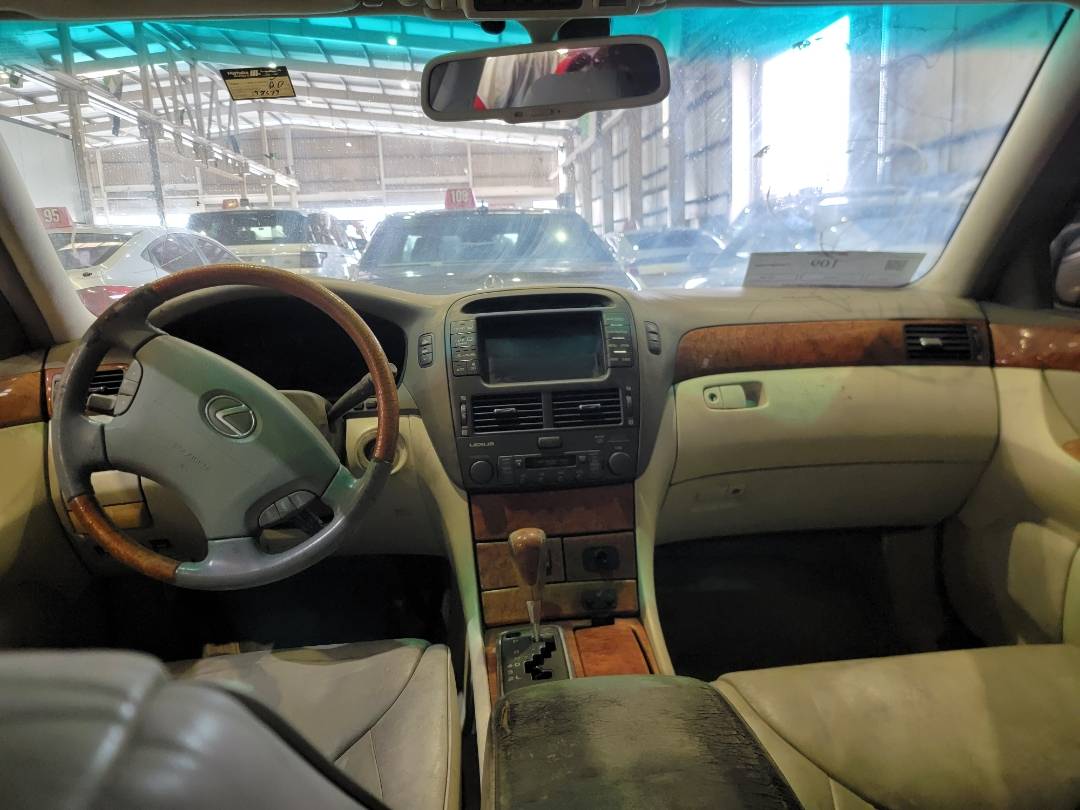 2001 LEXUS LS 430 — 198679 Miles — Lot 10011797 — Main - Marhaba Auctions Used Cars - Image 8