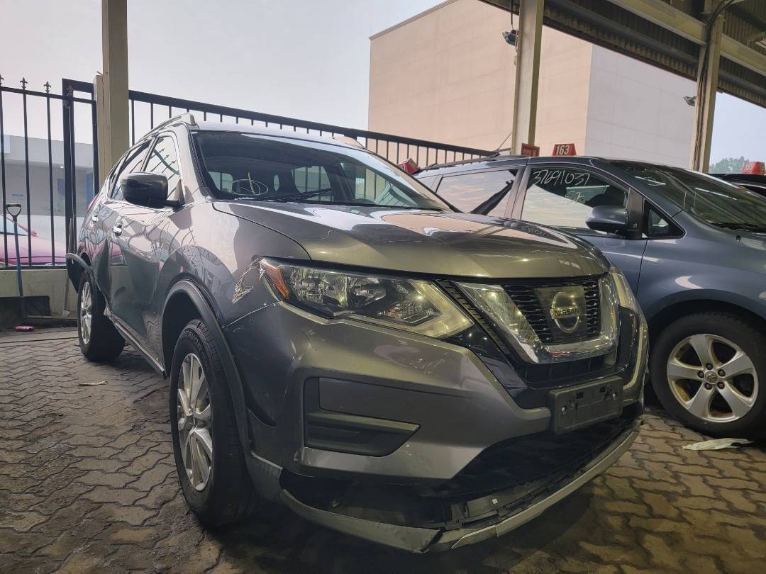 2017 NISSAN ROGUE — 96333 Miles — Lot 53940404 — Main - Marhaba Auctions Used Cars - Image 4