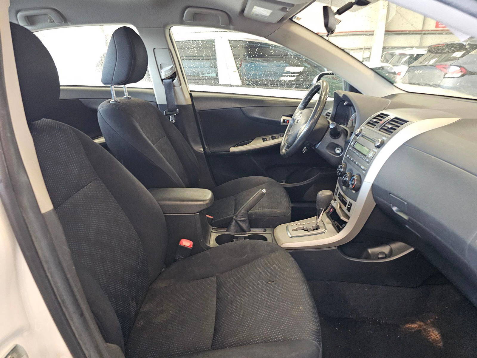 TOYOTA COROLLA 2010 - Marhaba Auction Used Cars - Image 7