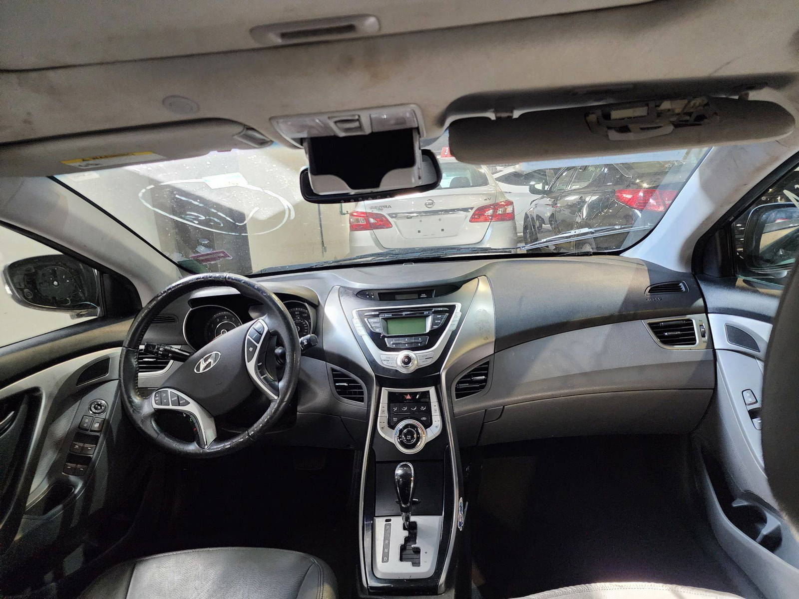 2012 HYUNDAI ELANTRA — 146649 Miles — Lot 106414 — Al Quoz - Marhaba Auctions Used Cars - Image 8