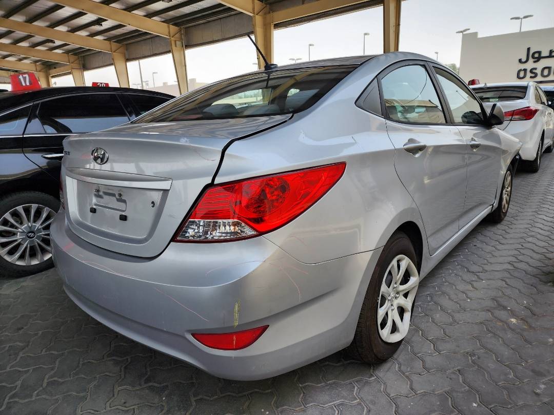 2014 HYUNDAI ACCENT — 186254 Miles — Lot 40837004 — Souq - Marhaba Auctions Used Cars - Image 7