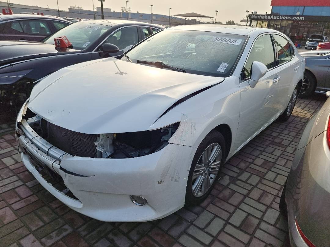 2013 LEXUS ES 350 — 100065 Miles — Lot 125478 — Ind. 12 - Marhaba Auctions Used Cars - Image 5