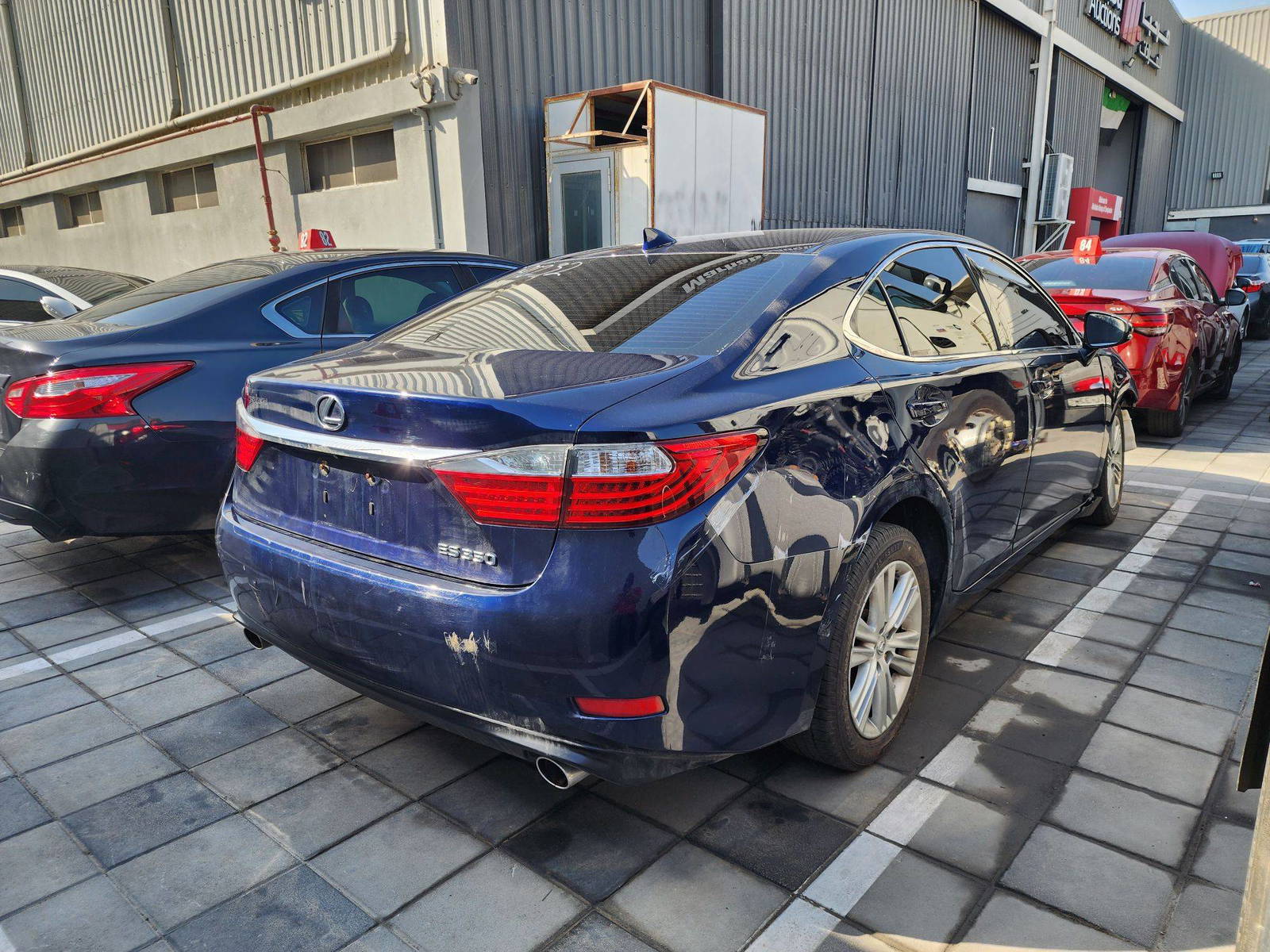 2015 LEXUS ES 350 — 116168 Miles — Lot 41060311 — Main - Marhaba Auctions Used Cars - Image 4
