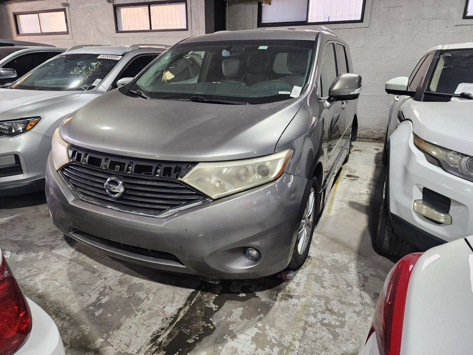 2011 NISSAN QUEST — 184129 Miles — Lot B9005018 — Al Quoz - Marhaba Auctions Used Cars - Image 3