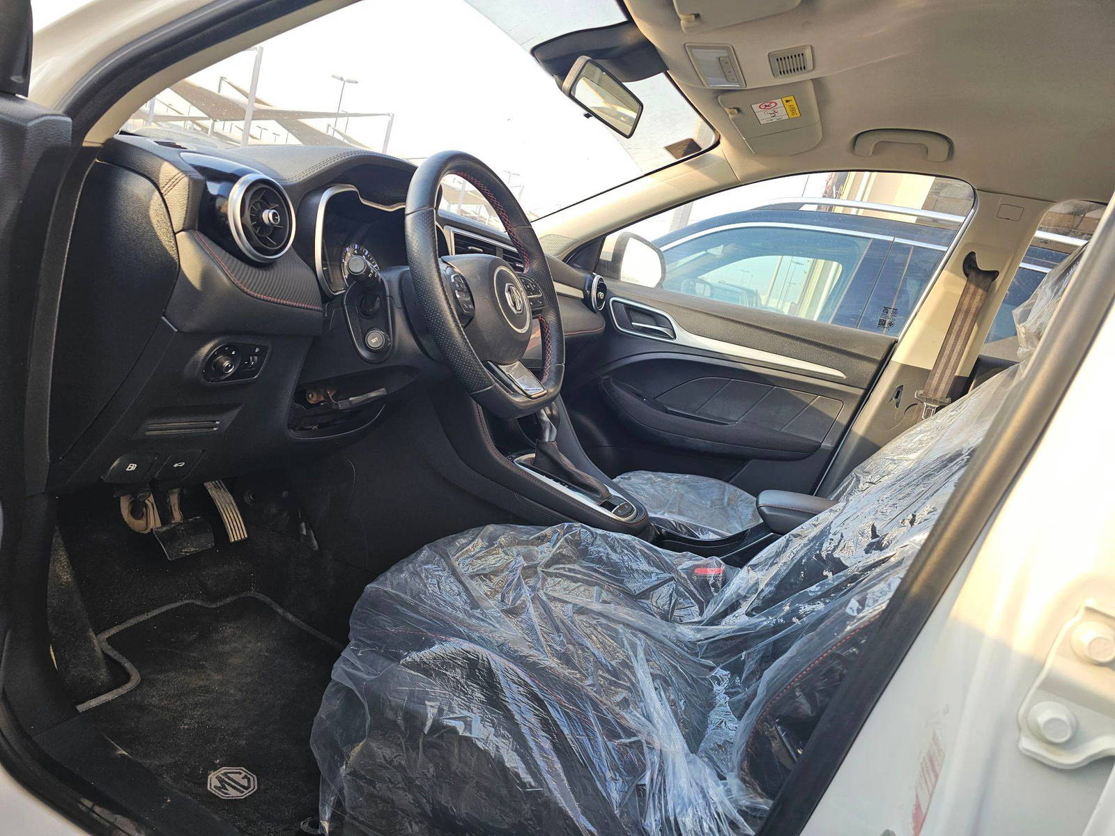 MG ZSMC 2022 - Marhaba Auction Used Cars - Image 8