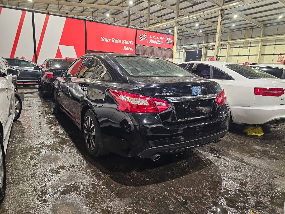 2018 NISSAN ALTIMA — 58924 Miles — Lot C238306 — Main - Marhaba Auctions Used Cars - Image 5