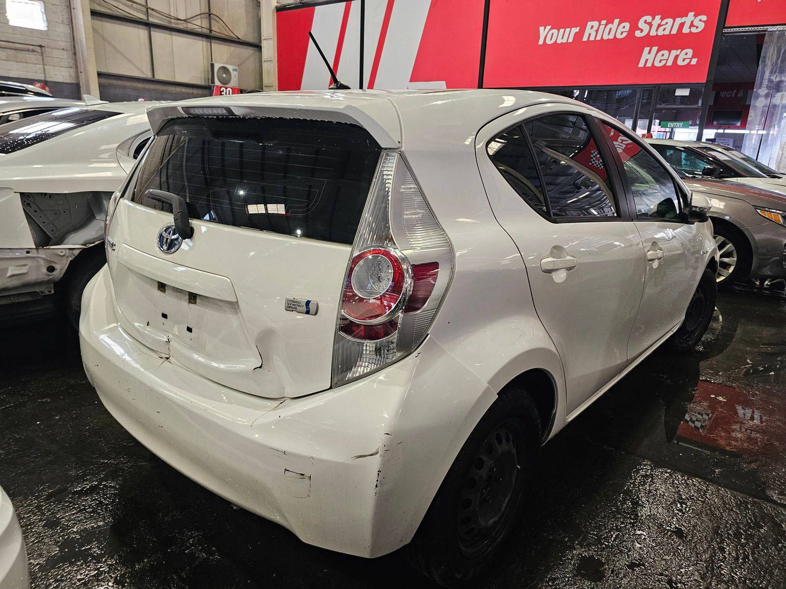 2012 TOYOTA PRIUS — 386500 Miles — Lot 3XC1514328 — Main - Marhaba Auctions Used Cars - Image 3