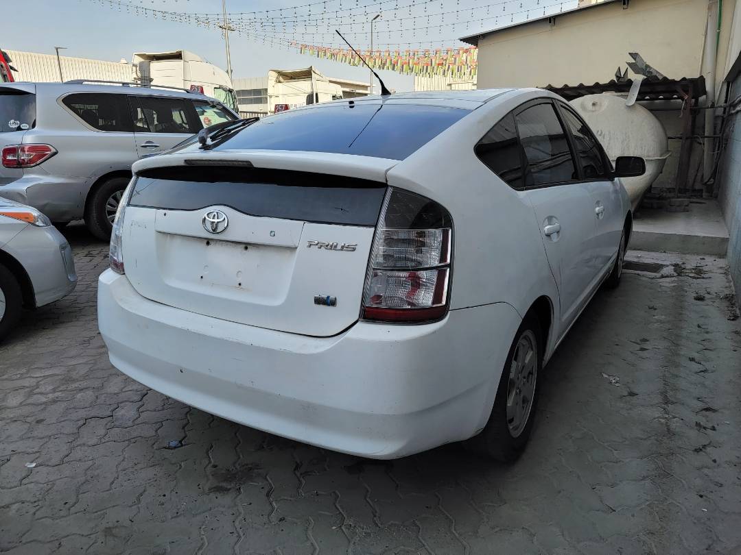 2005 TOYOTA PRIUS — 225490 Miles — Lot U953047213 — Main - Marhaba Auctions Used Cars - Image 3