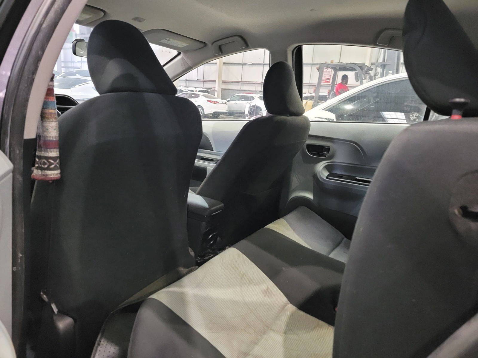 TOYOTA PRIUS C 2013 - Marhaba Auction Used Cars - Image 6