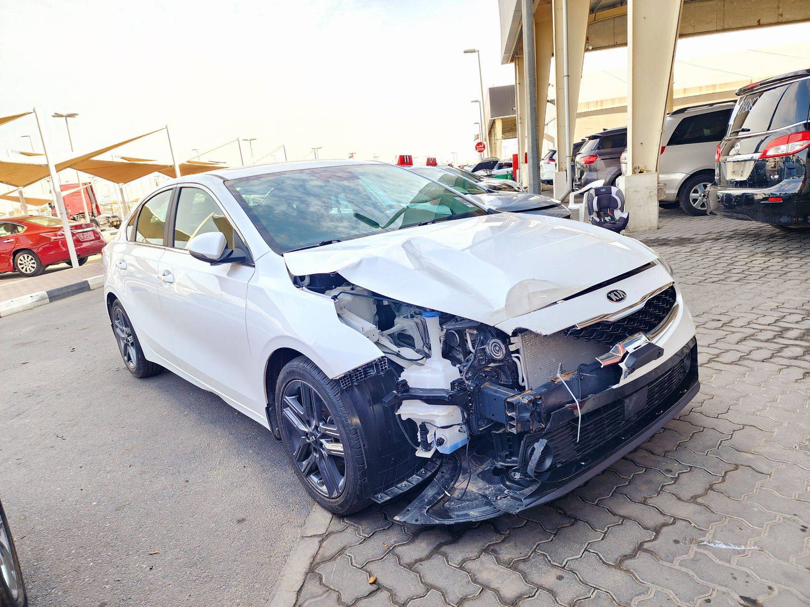 2021 KIA FORTE — 36633 KM — Lot ME400968 — Souq - Marhaba Auctions Used Cars - Image 4