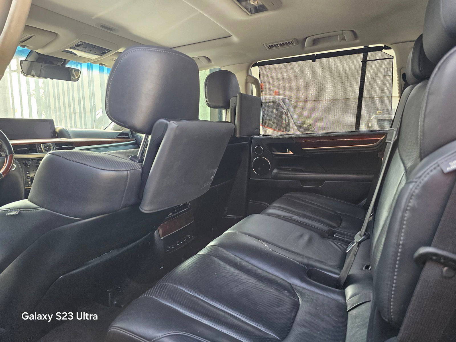 2018 LEXUS LX 570 — 115249 Miles — Lot 2J4264635 — Main - Marhaba Auctions Used Cars - Image 7