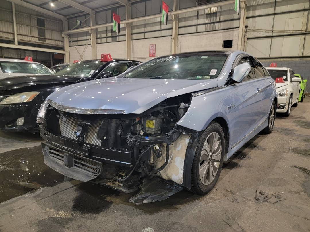 2014 HYUNDAI SONATA — 134322 Miles — Lot 104941 — Main - Marhaba Auctions Used Cars - Image 5