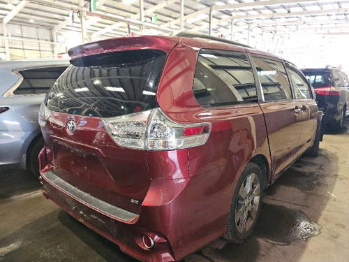2013 TOYOTA SIENNA at Marhaba Auctions