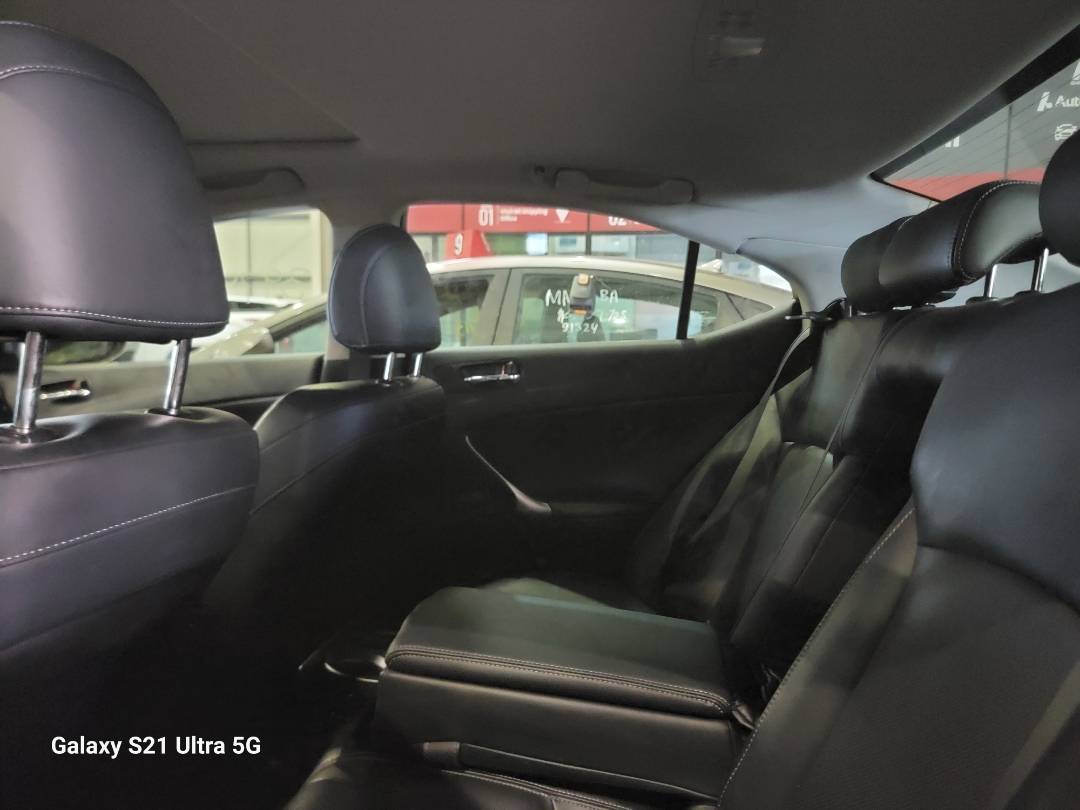 2012 LEXUS IS-350 — 170925 Miles — Lot 5C27C5002097 — Main - Marhaba Auctions Used Cars - Image 7