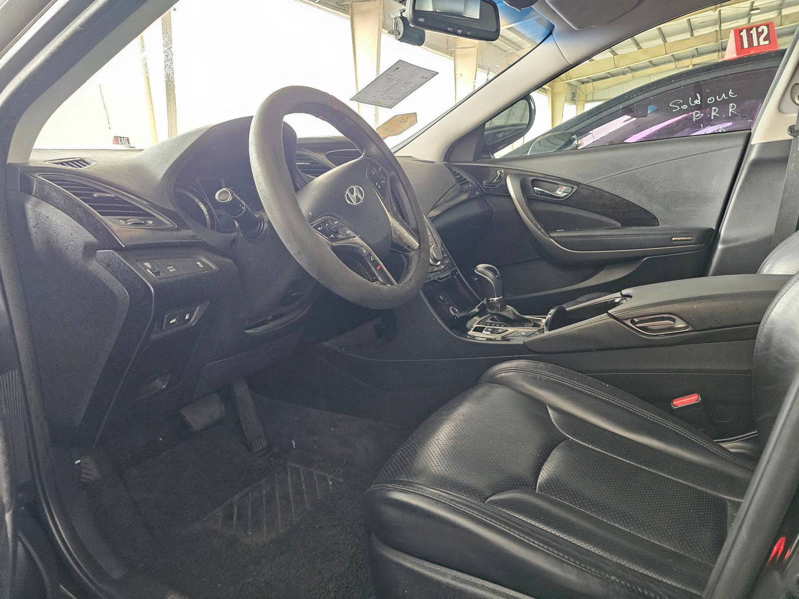 HYUNDAI GRANDEUR 2011 - Marhaba Auction Used Cars - Image 8