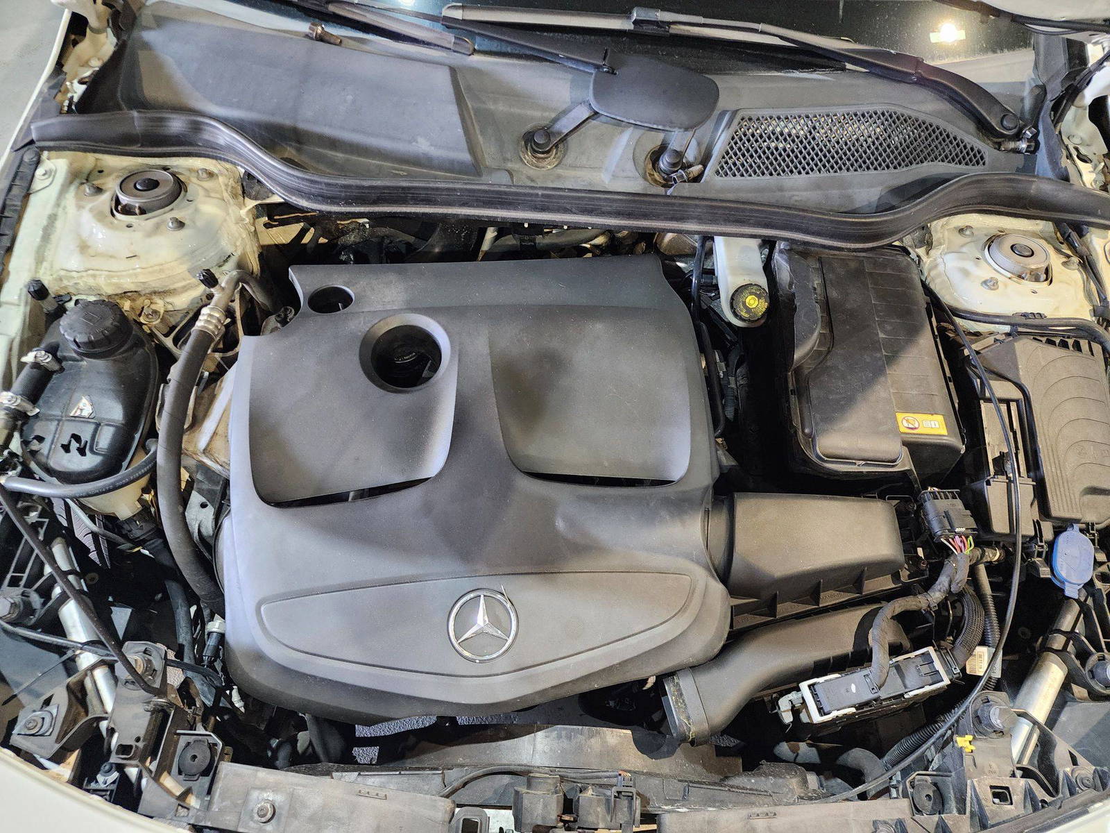 2016 MERCEDES BENZ CLA 250 — 166614 Miles — Lot 84399964 — Souq - Marhaba Auctions Used Cars - Image 13