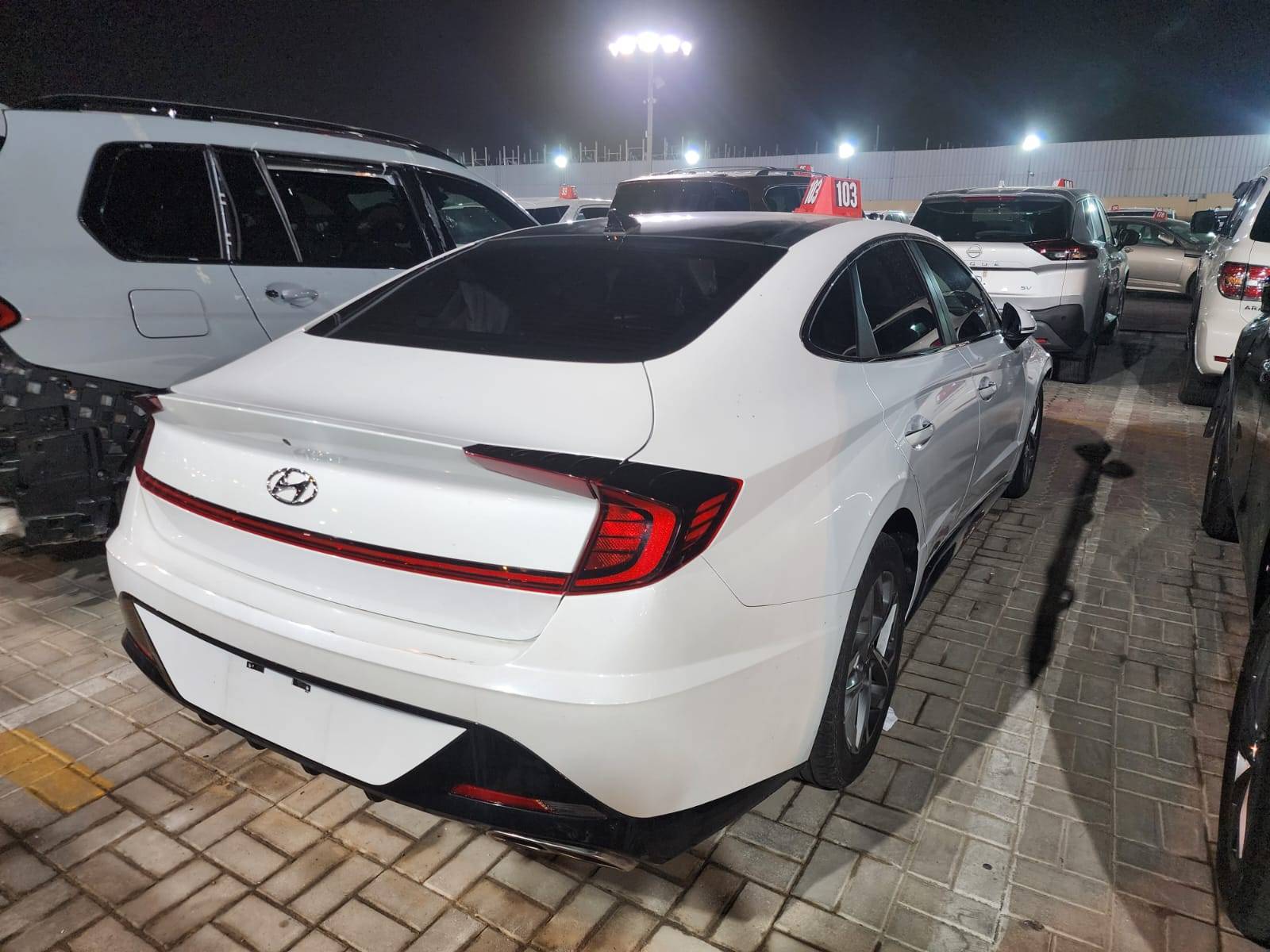 HYUNDAI SONATA