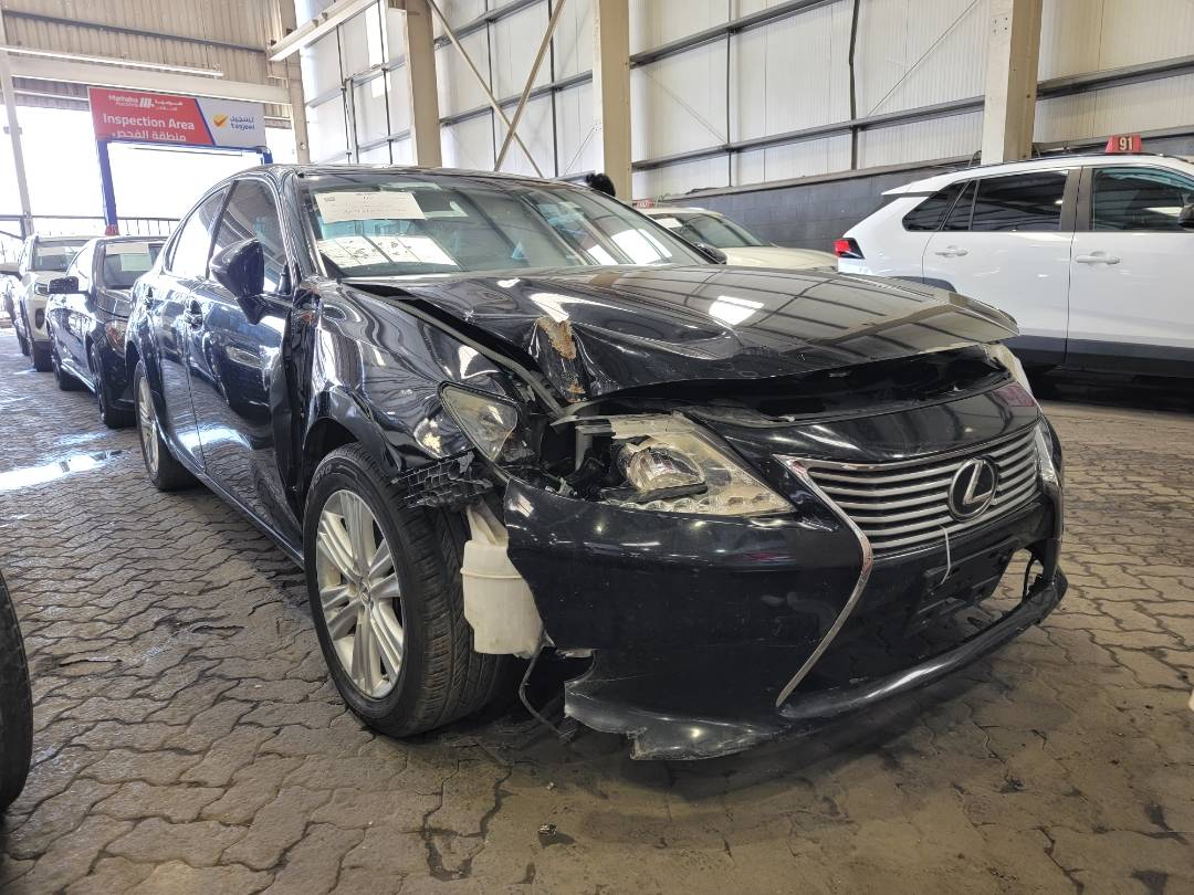 2015 LEXUS ES 350 — 180581 Miles — Lot F2155047 — Main - Marhaba Auctions Used Cars - Image 4