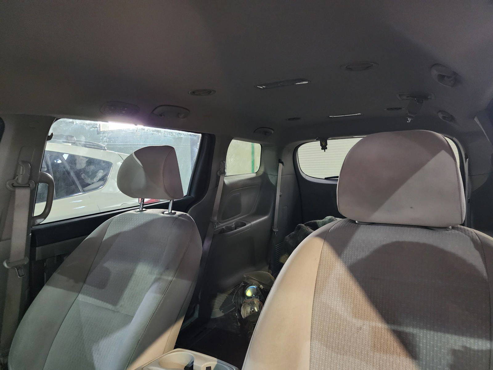 2018 KIA SEDONA — 135586 Miles — Lot 55111934 — Main - Marhaba Auctions Used Cars - Image 9