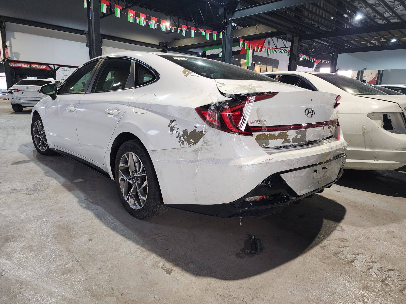 2020 HYUNDAI SONATA — 124584 Miles — Lot 86136674 — Souq - Marhaba Auctions Used Cars - Image 5