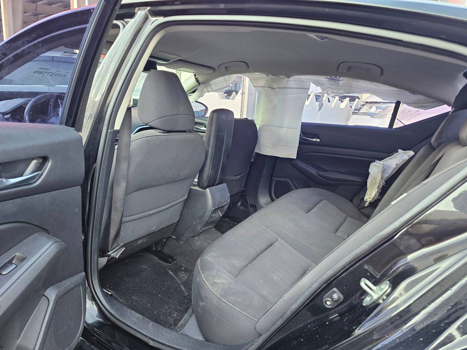 2020 NISSAN ALTIMA — 120480 Miles — Lot 3LC117600 — Souq - Marhaba Auctions Used Cars - Image 6