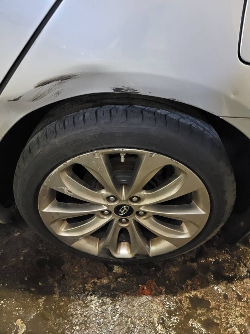 2013 HYUNDAI SONATA — 152093 Miles — Lot DH624909 — Main - Marhaba Auctions Used Cars - Image 9