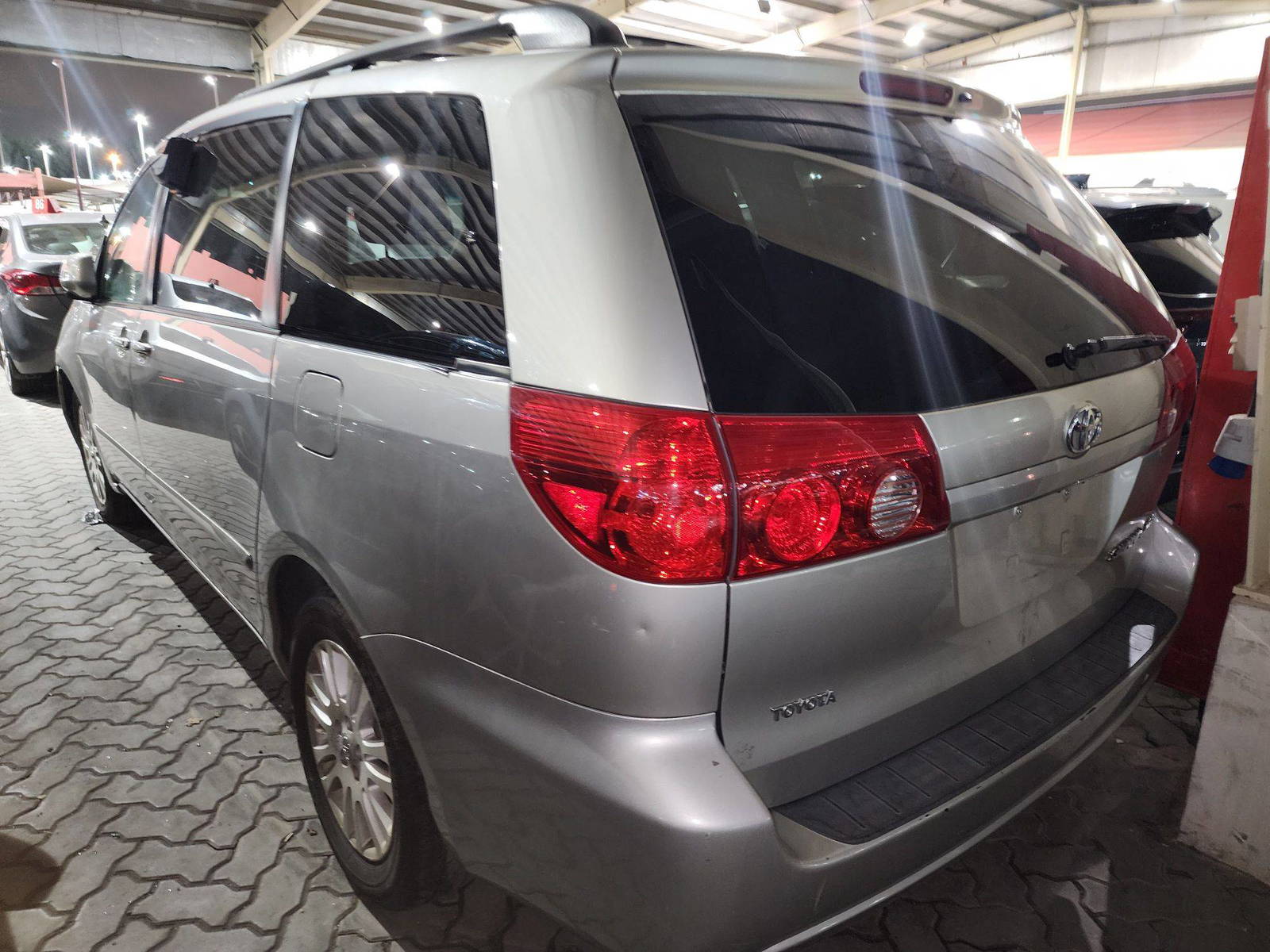2010 TOYOTA SIENNA — 189731 Miles — Lot 80474173 - Marhaba Auctions Used Cars - Image 3