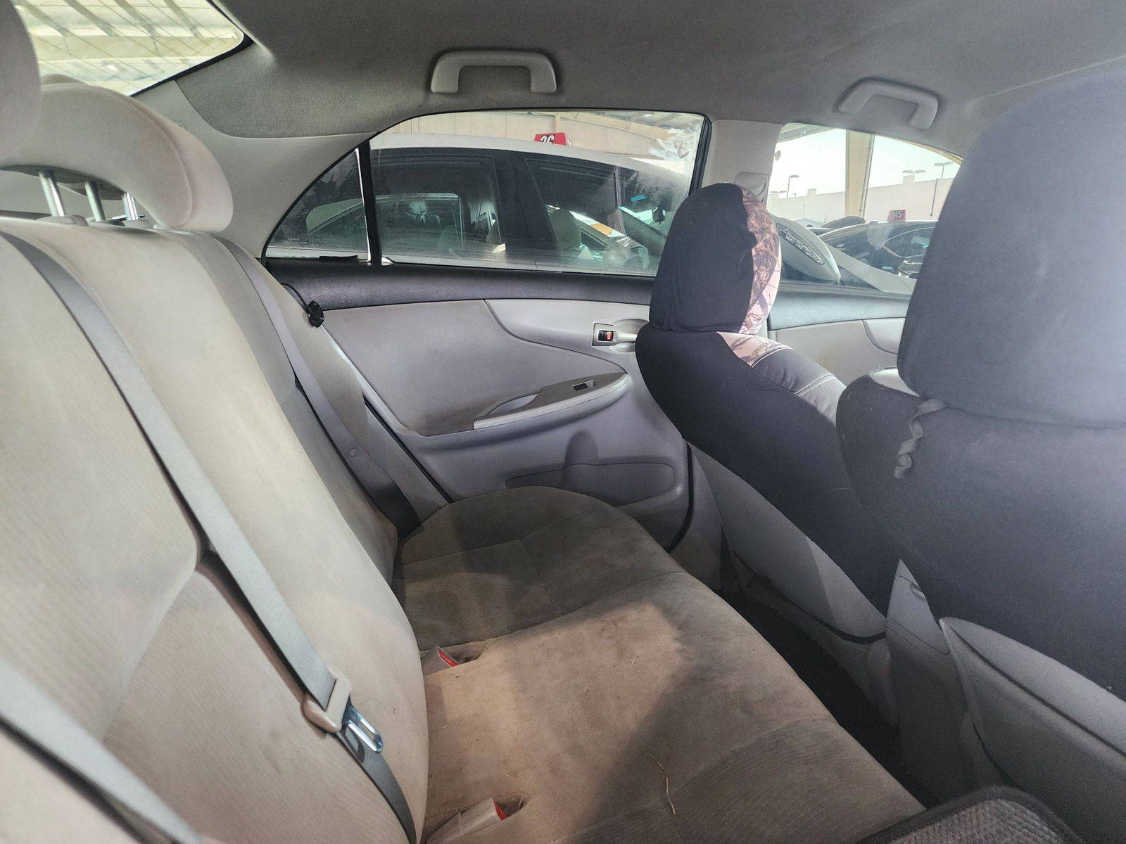 2011 TOYOTA COROLLA — 206778 Miles — Lot 36893954 — Souq - Marhaba Auctions Used Cars - Image 4