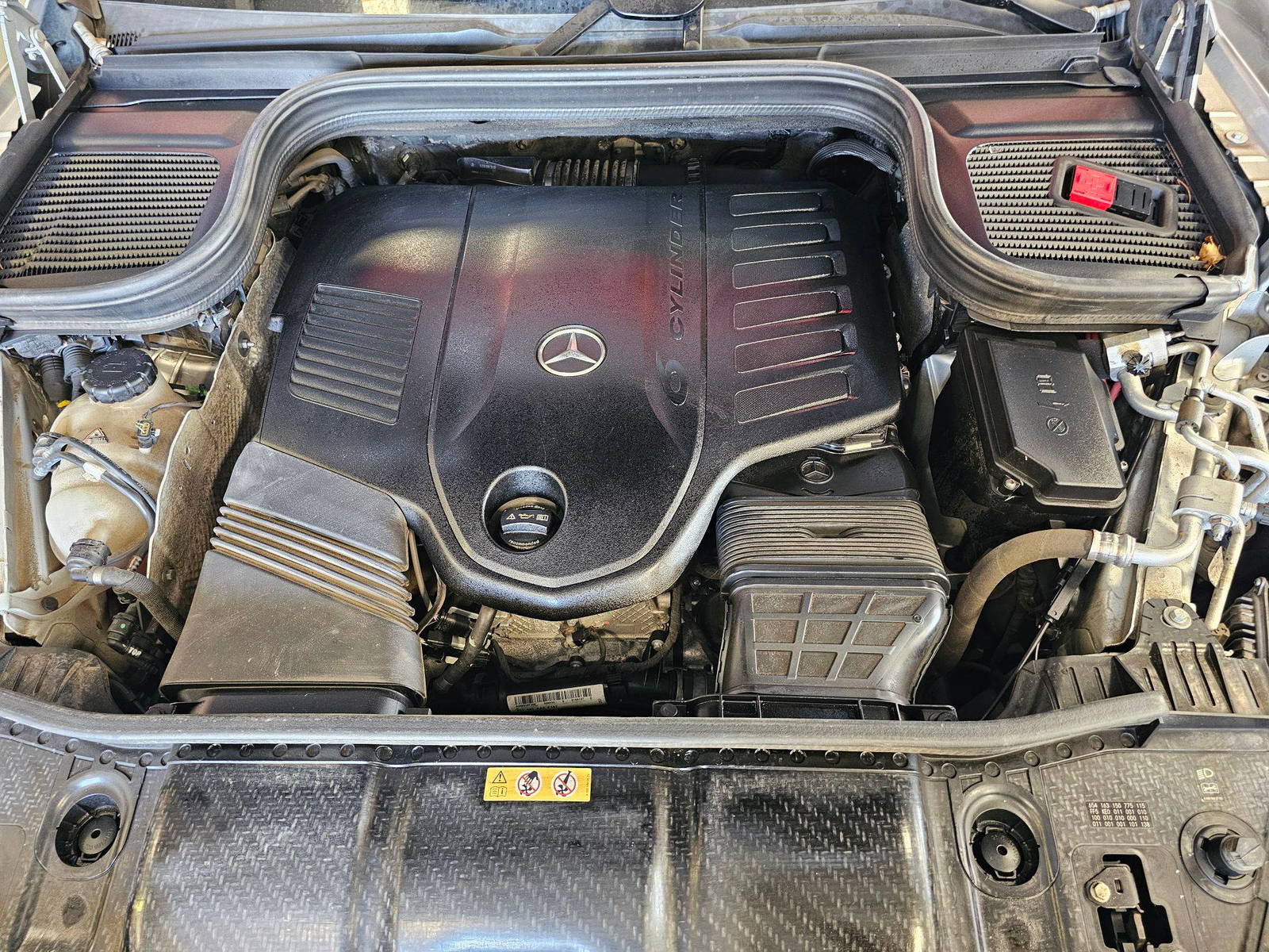 MERCEDES BENZ GLS 450 2020 - Marhaba Auction Used Cars - Image 13