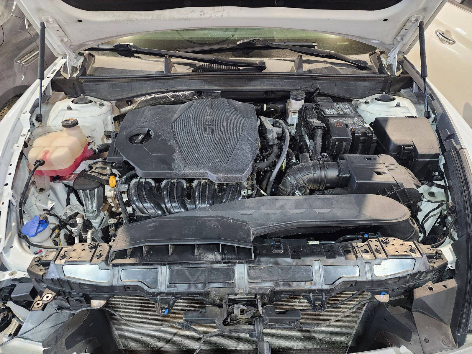 HYUNDAI SONATA 2021 - Marhaba Auction Used Cars - Image 12