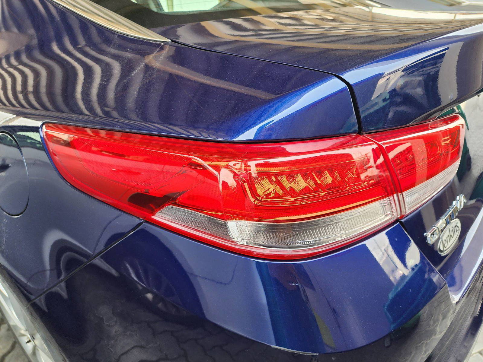2017 KIA OPTIMA — 62210 Miles — Lot 37974241 — Souq - Marhaba Auctions Used Cars - Image 11