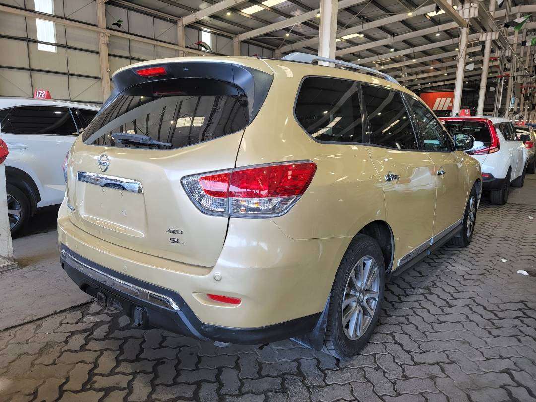 2013 NISSAN PATHFINDER — 210672 Miles — Lot DC632541 — Main - Marhaba Auctions Used Cars - Image 3