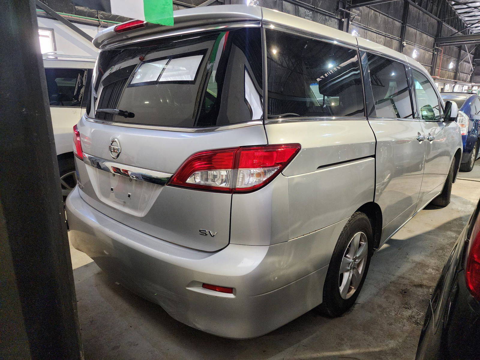 2011 NISSAN QUEST — 176765 Miles — Lot 9008792 — Al Quoz - Marhaba Auctions Used Cars - Image 6