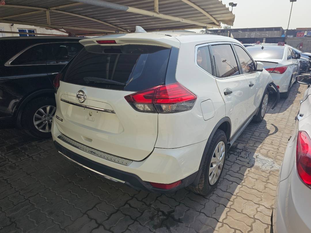2017 NISSAN ROGUE — 166354 Miles — Lot 166 354 — Main - Marhaba Auctions Used Cars - Image 3