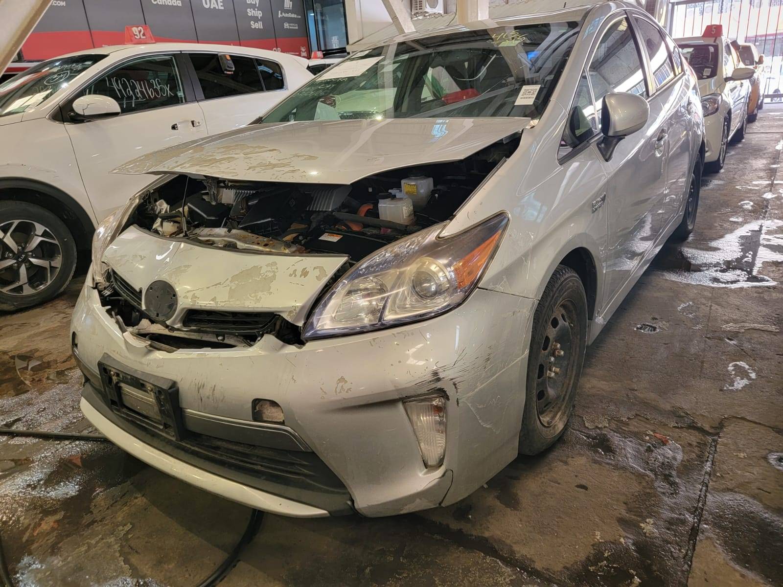 2015 TOYOTA PRIUS — 179800 KM — Lot 12206232 — Main - Marhaba Auctions Used Cars - Image 4