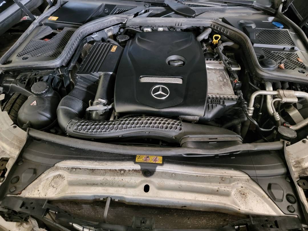 2015 MERCEDES BENZ C300 — 184506 Miles — Lot FU060663 — Main - Marhaba Auctions Used Cars - Image 12