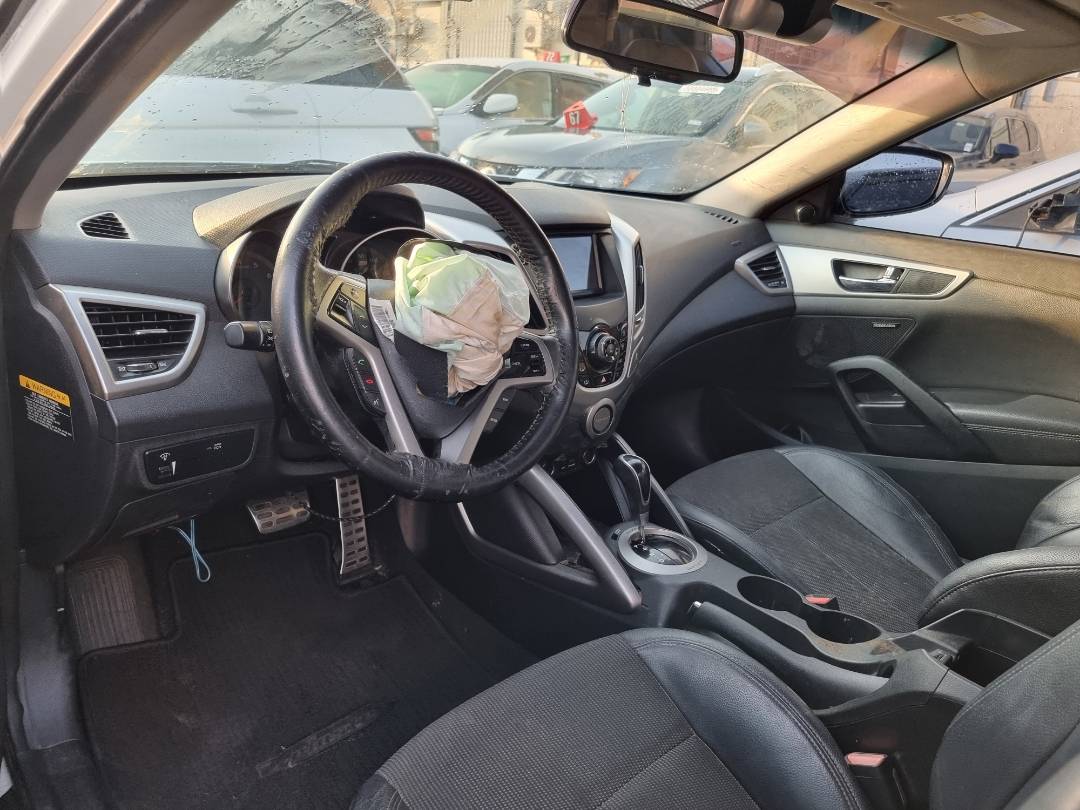 2013 HYUNDAI VELOSTER — 159794 Miles — Lot 136483 — Ind. 12 - Marhaba Auctions Used Cars - Image 7