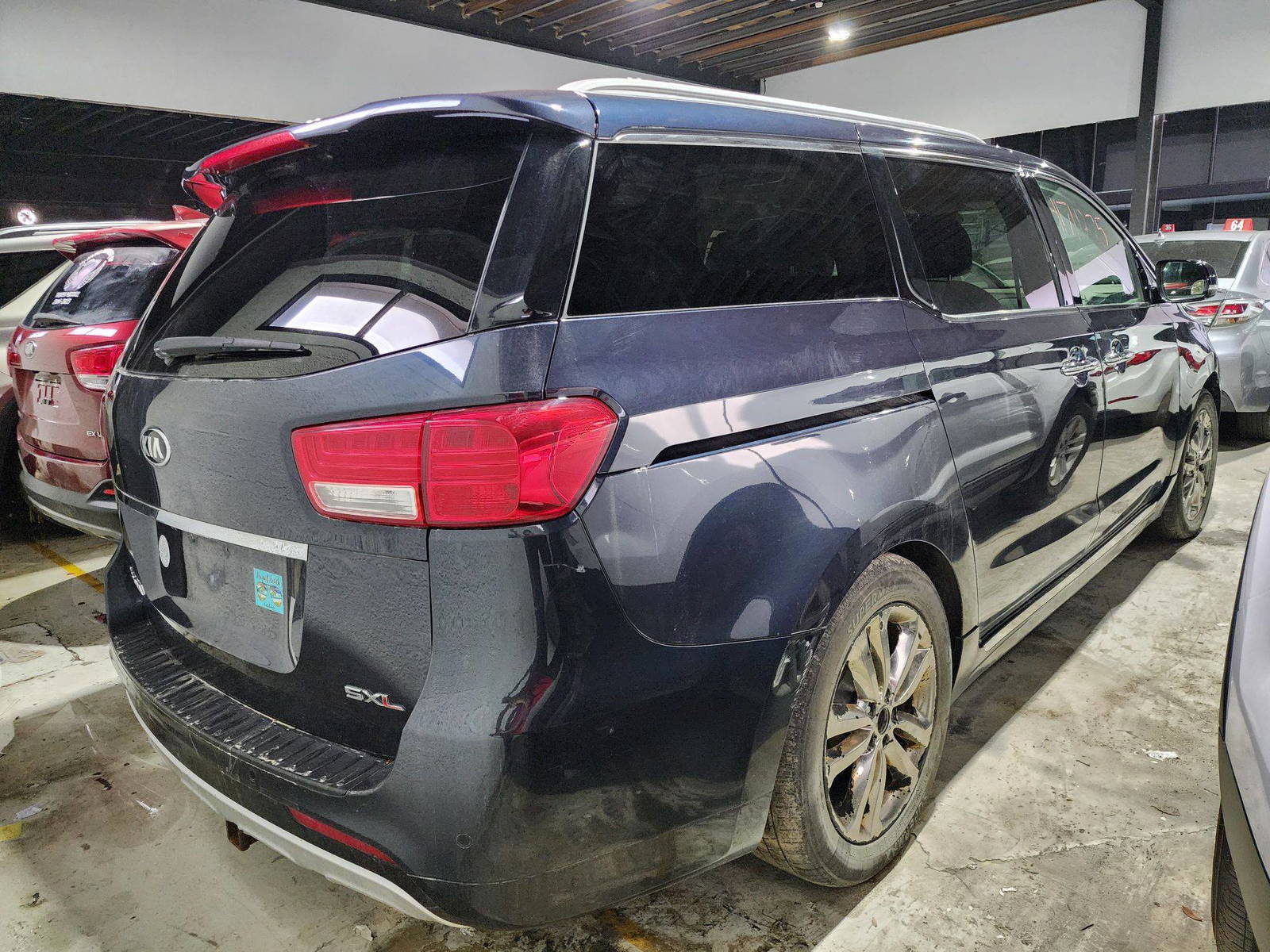 2016 KIA SEDONA — 154337 Miles — Lot 41711275 — Al Quoz - Marhaba Auctions Used Cars - Image 5