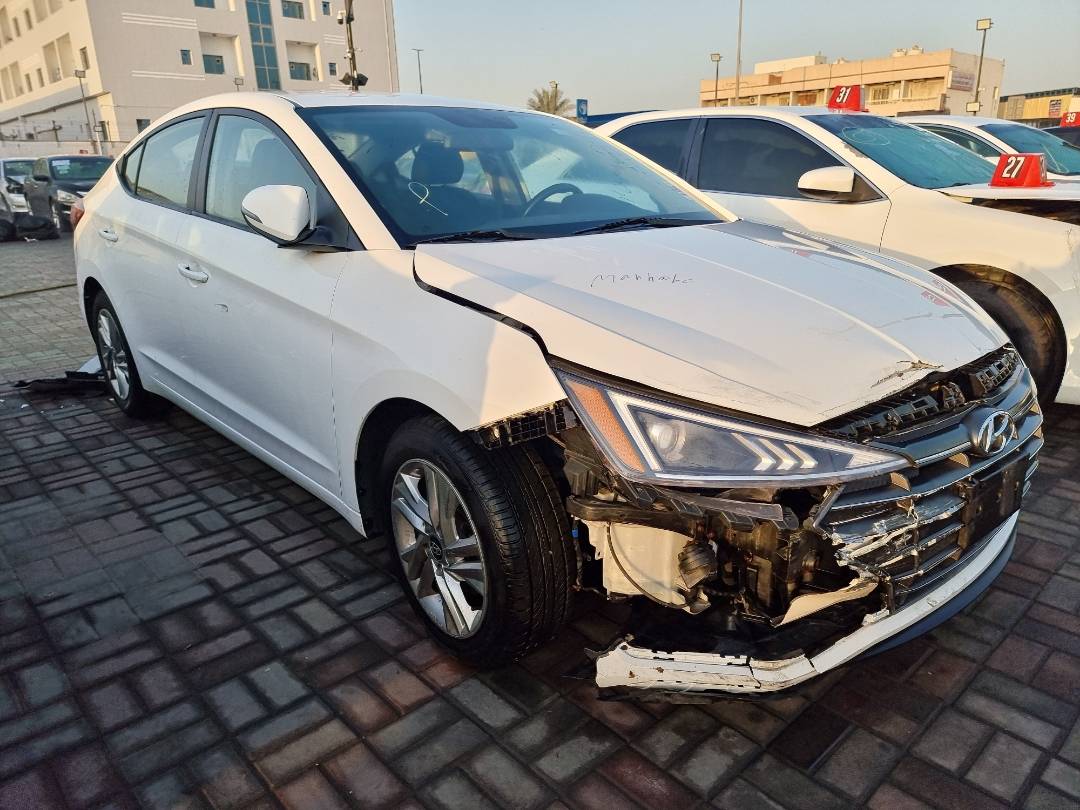 2019 HYUNDAI ELANTRA — 171213 KM — Lot 125487 — Ind. 12 - Marhaba Auctions Used Cars - Image 3