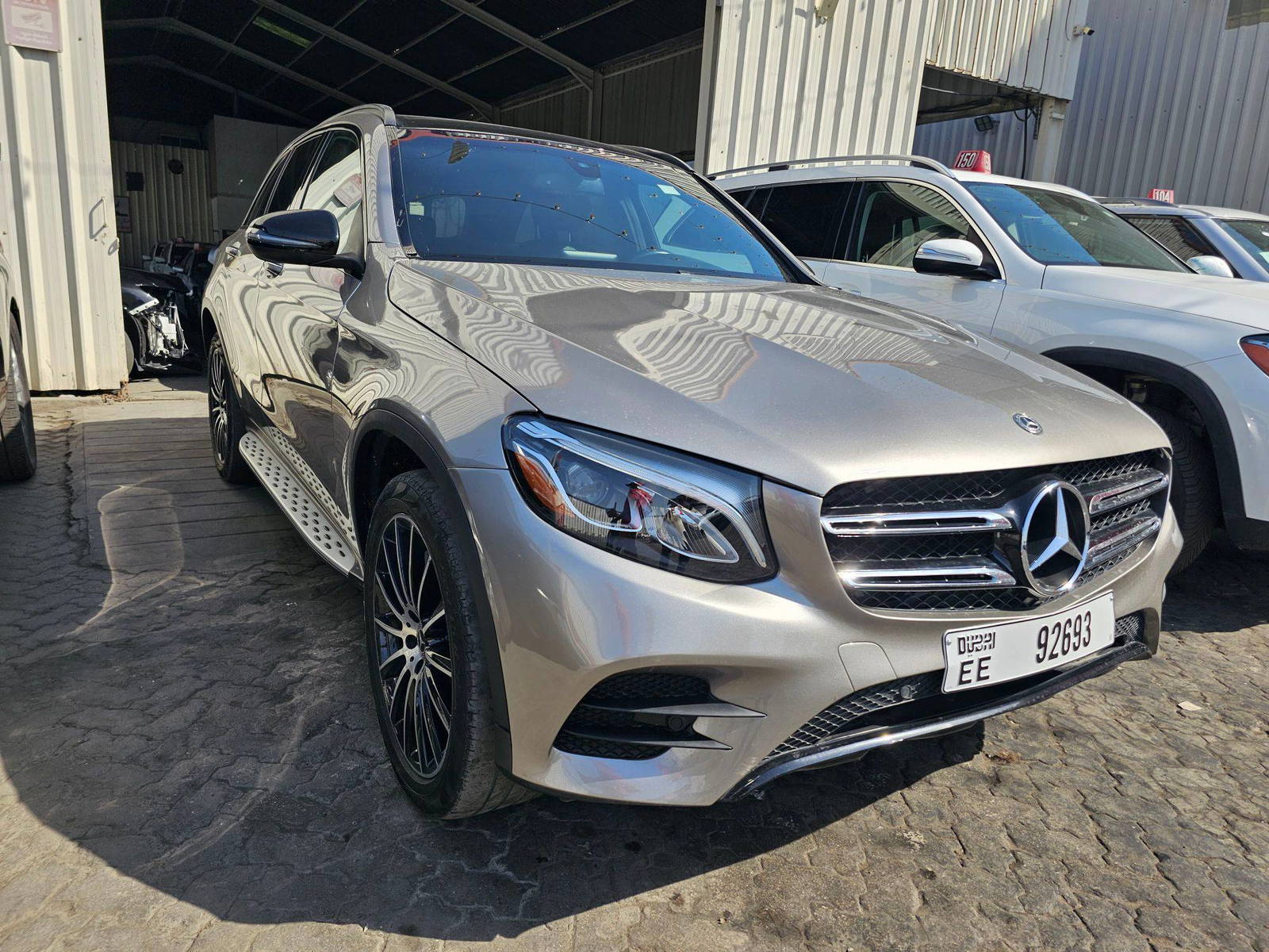 2019 MERCEDES BENZ GLC-300 — 89703 KM — Lot 2KV146418 — Main - Marhaba Auctions Used Cars - Image 5