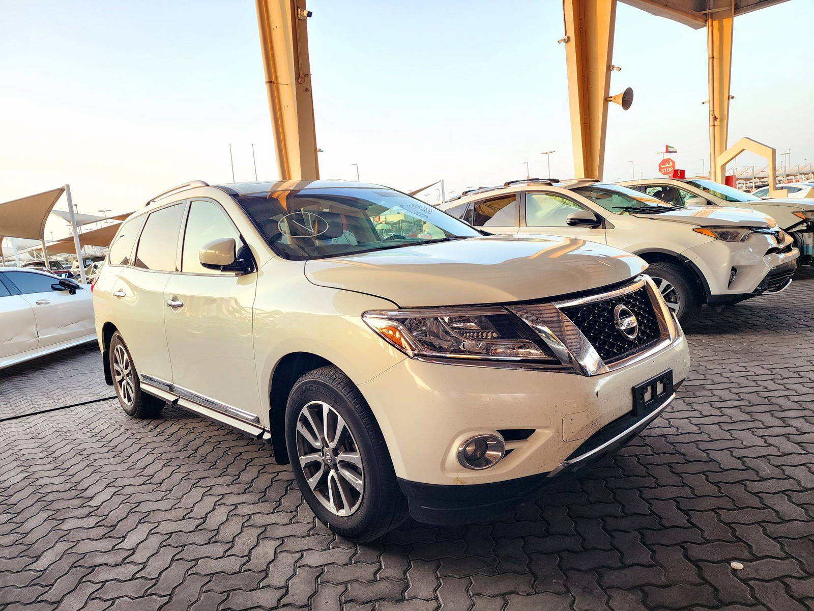 2013 NISSAN PATHFINDER — 185142 Miles — Lot DC629675 — Main - Marhaba Auctions Used Cars - Image 5